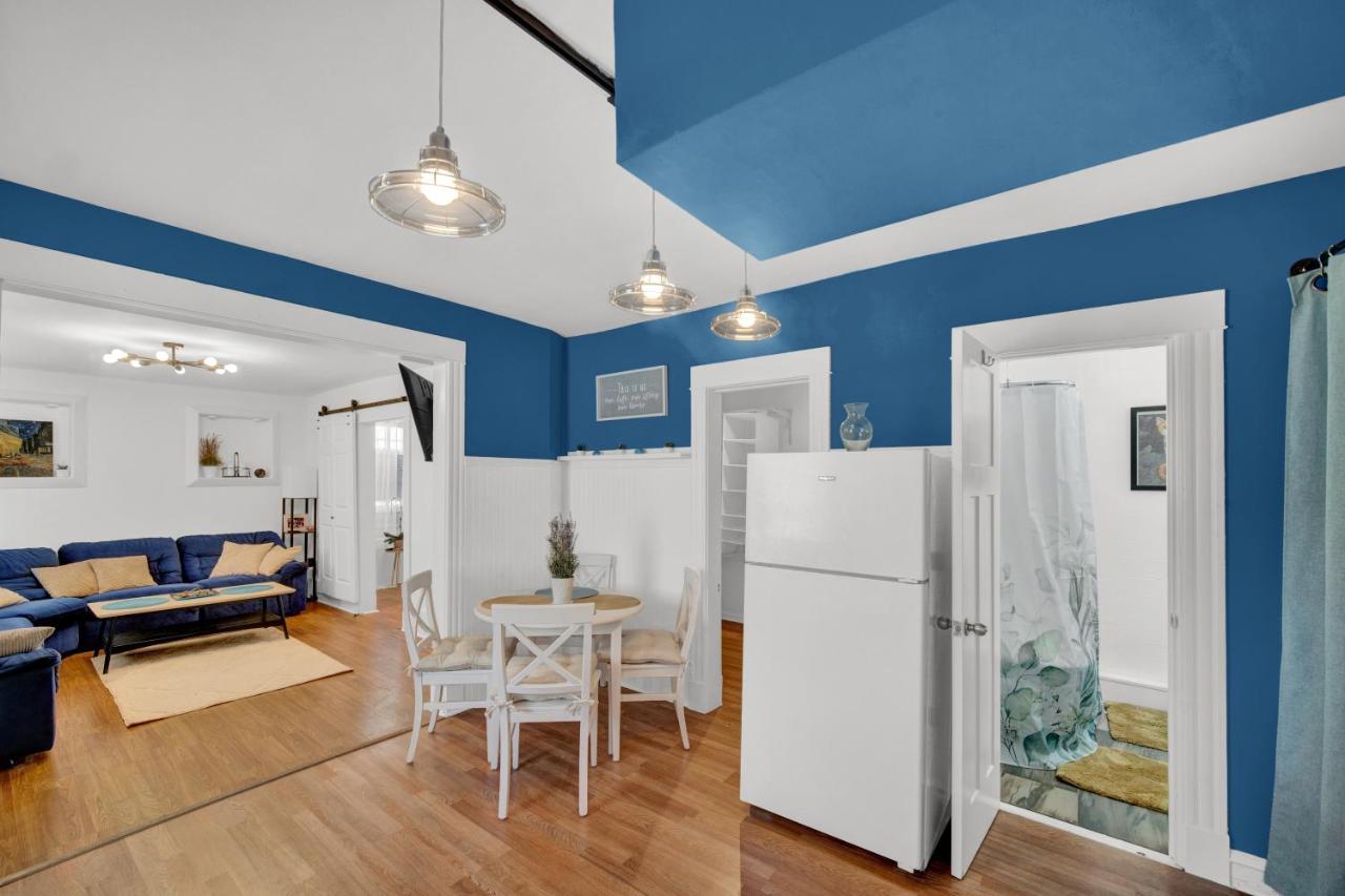 Отель Logan Square Coach House Чикаго Экстерьер фото